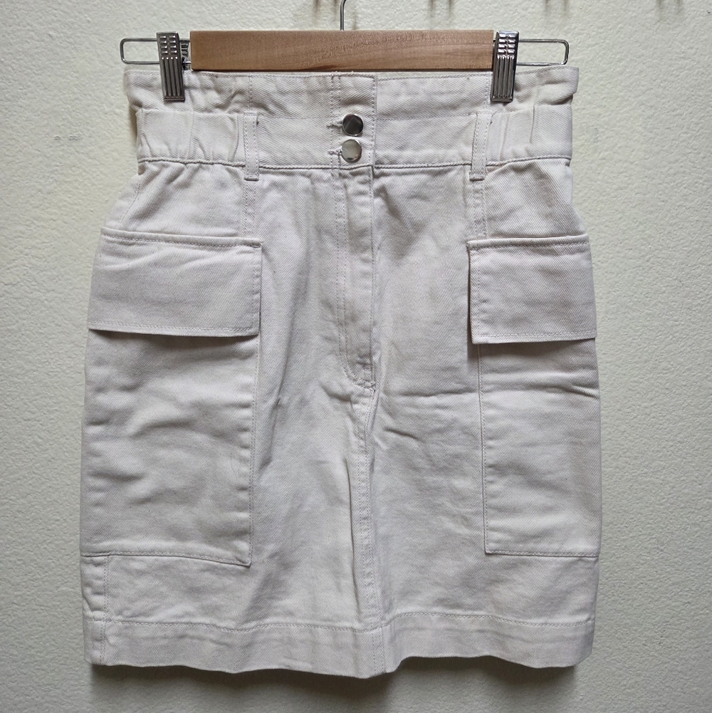 H&M Cream High-Waisted Skirt with Button Detail